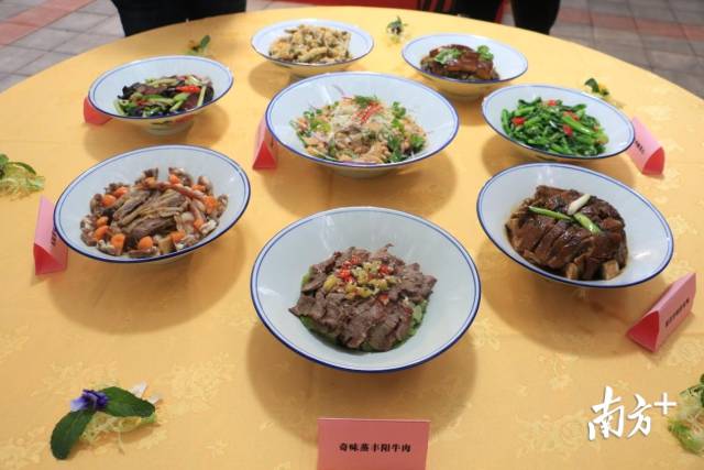 豐陽(yáng)八大碗。